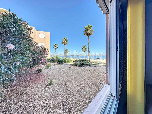 Beau rez-de-chaussee avec 2 chambres et vue port