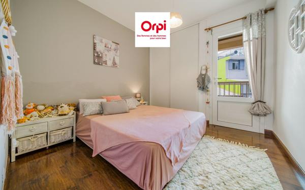 Appartement à vendre    4 pièces • 92 m2 Saint-Paul