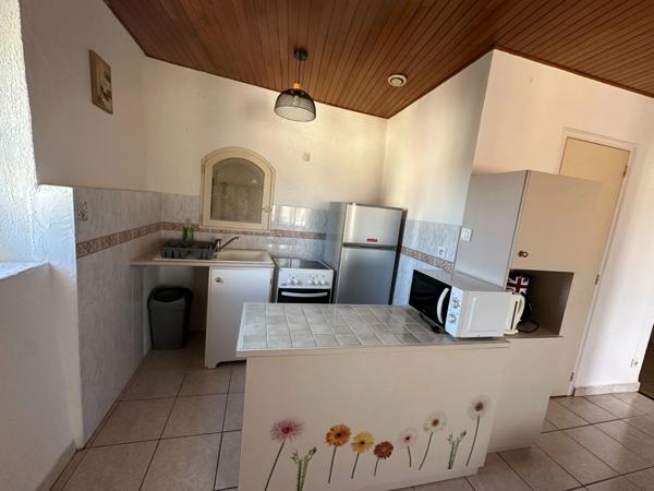 Appartement lumineux au cœur de Gréoux-les-Bains – Dernier étage avec vue sur le clocher