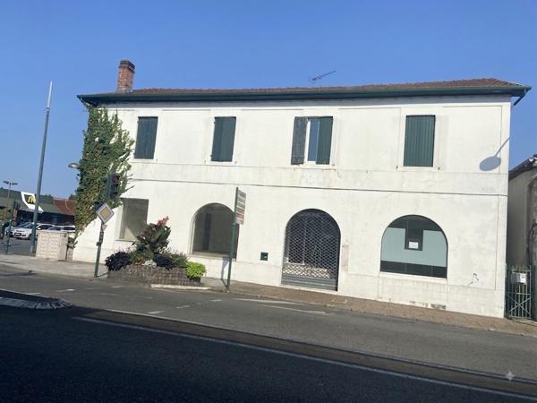 A vendre immeuble Saint Paul Les Dax de 300 m2