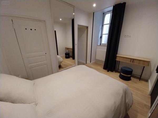 Appartement rénové à louer à Vitré en Ille-et-Vilaine (35500), ref : 35131-74