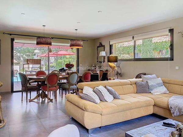 Vente Villa 7 pièces 215 m2 à Calvi