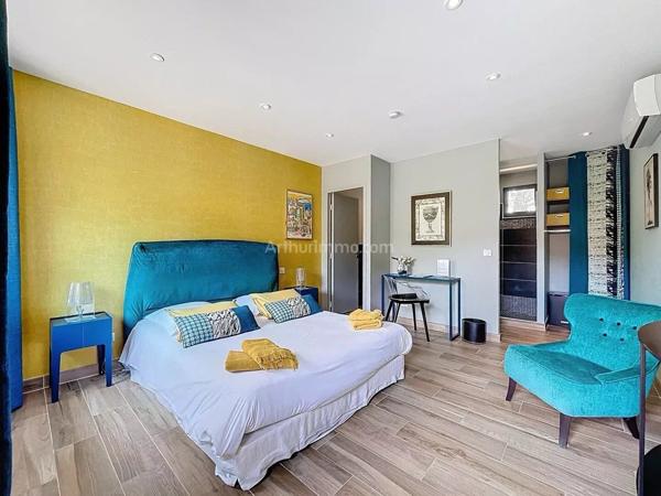 Vente Villa 7 pièces 215 m2 à Calvi