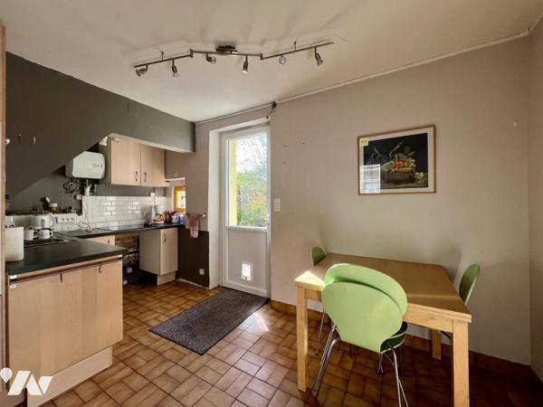 BEAUX ESPACES- proche commerces