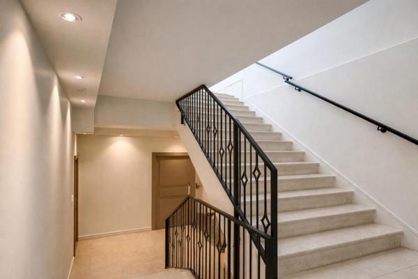 Appartement studi Nice Mont Boron 1 pièce 18.70 m2 refait à neuf