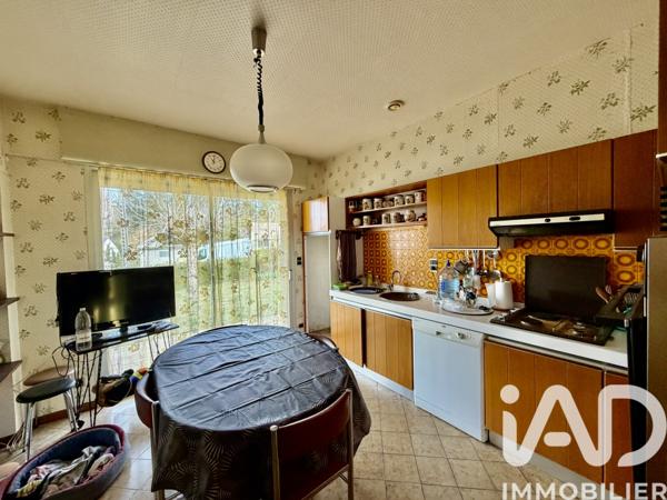 Maison à vendre 7 pièces 205,74 m² Rieupeyroux