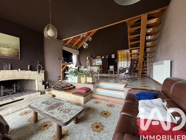 Maison à vendre 7 pièces 205,74 m² Rieupeyroux