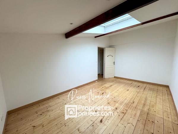 Maison familiale proche de Libourne, au coeur de Saint-Émilion