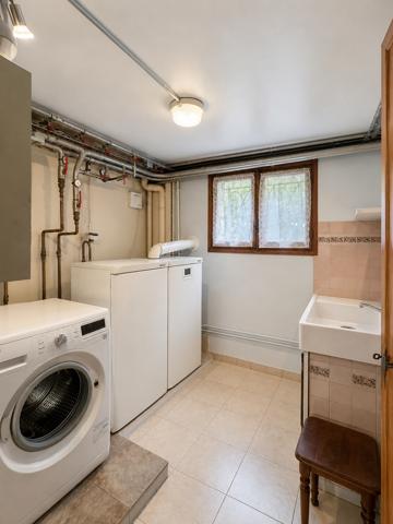 PONTAULT-COMBAULT – MAISON FAMILIALE DE 180 M² – 5 CHAMBRES – 2 SUITES – SOUS-SOL INTÉGRAL