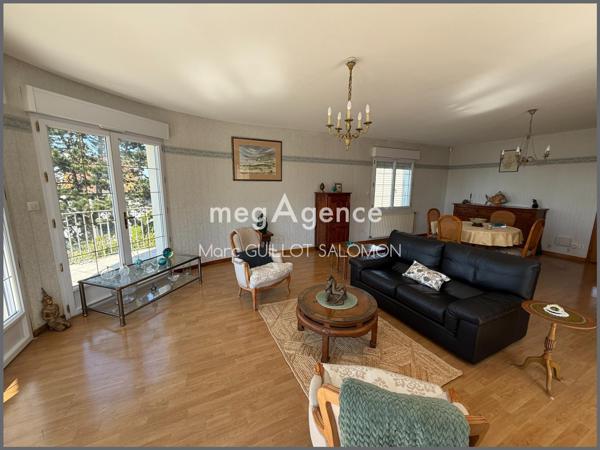 Maison à BOULOGNE-SUR-MER, 62200 - 6 pièces 179m²