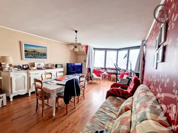 Appartement F3 à vendre  3 pièces - 65,50 m2 MONTEREAU FAULT YONNE - 77