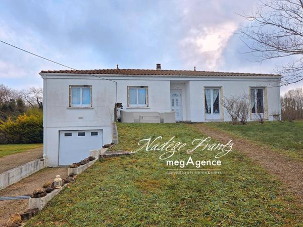 Maison à SAINT-JEAN-D'ANGELY, 17400 - 5 pièces 114m²