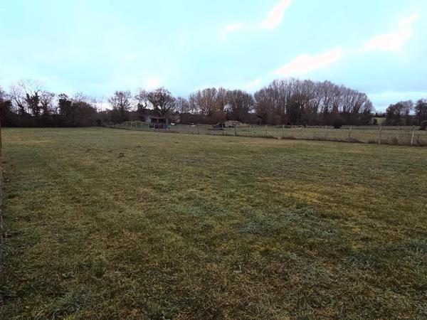 Maison à SAINT-JEAN-D'ANGELY, 17400 - 5 pièces 114m²