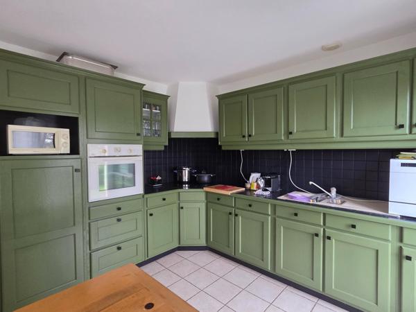 Maison à SAINT-JEAN-D'ANGELY, 17400 - 5 pièces 114m²