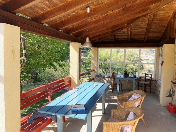 Saint-Ambroix (30500) Maison en pierre 110 m² avec vue panoramique sur 1,1 ha