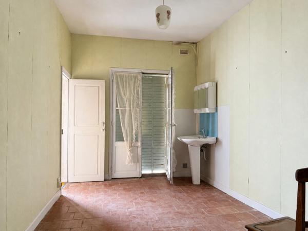 Projet de rénovation – Maison de maître de 230 m² et seconde habitation possible – Coursan