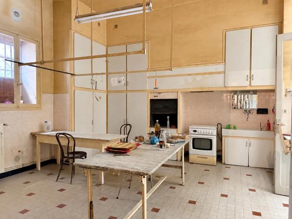 Projet de rénovation – Maison de maître de 230 m² et seconde habitation possible – Coursan