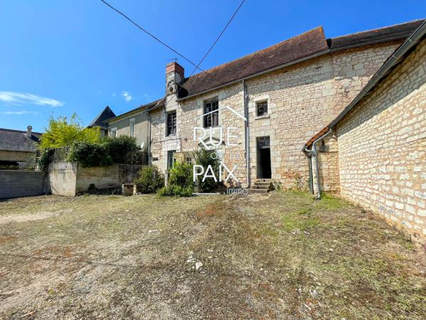 86100 SENILLE SAINT SAUVEUR Le charme et l'authenticité dans cette bâtisse