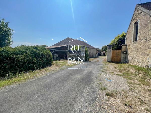 86100 SENILLE SAINT SAUVEUR Le charme et l'authenticité dans cette bâtisse