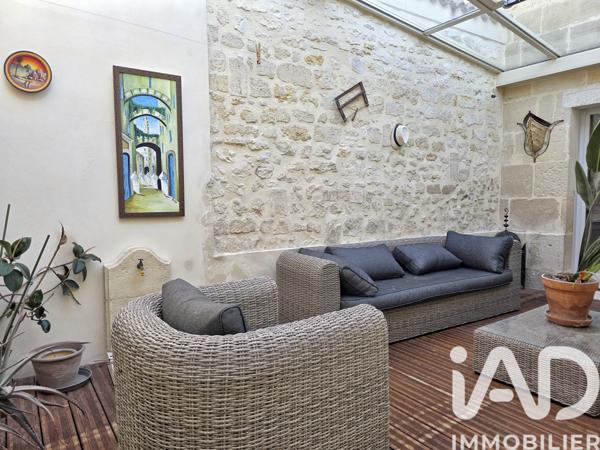 Maison à vendre 12 pièces 380 m² La Couronne