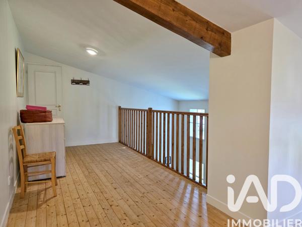Maison à vendre 12 pièces 380 m² La Couronne