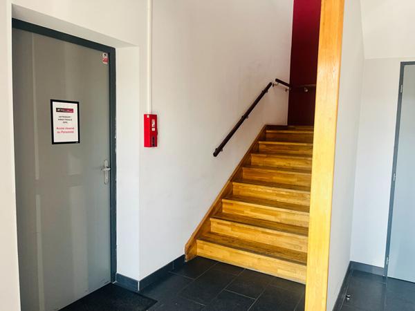 Local commercial Eguilles 105 m2