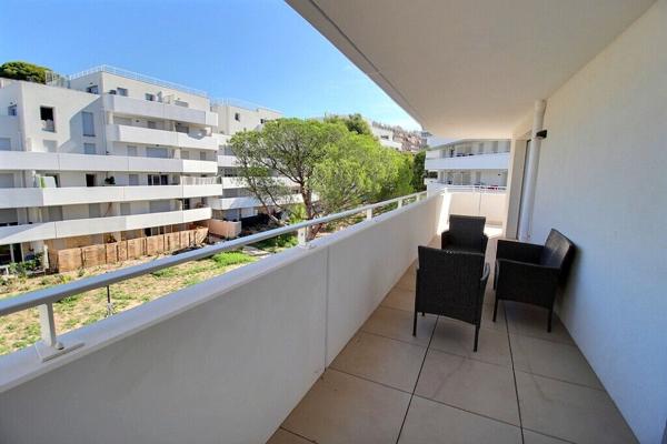 Marseille 10ème : Appartement T3 avec terrasse 28 m² et parking en sous-sol