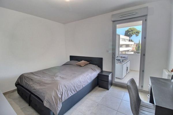 Marseille 10ème : Appartement T3 avec terrasse 28 m² et parking en sous-sol