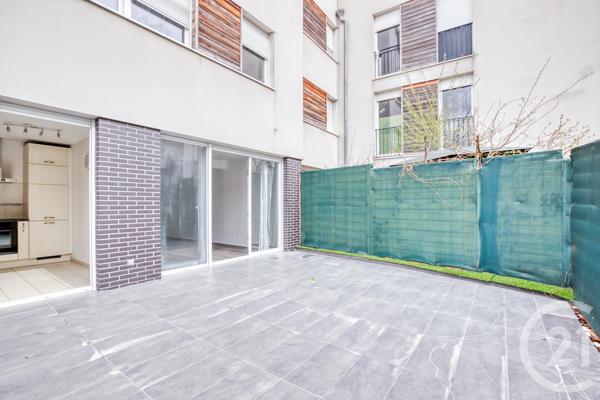 Appartement F3 à vendre  3 pièces - 63 m2 LA COURNEUVE - 93