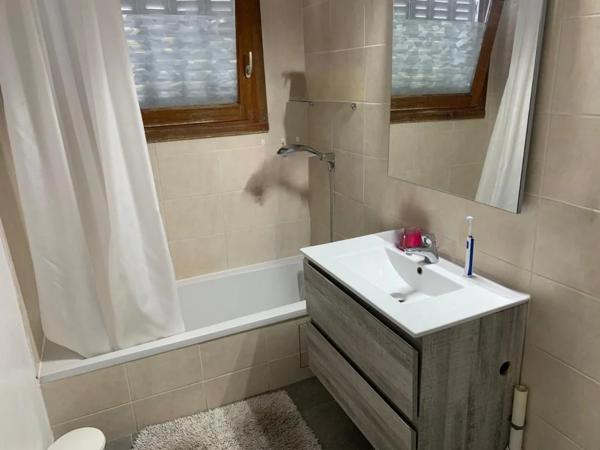 Appartement à louer à Jacob-Bellecombette (73000)