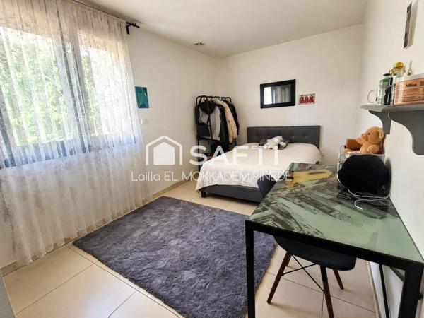 Grande maiosn familiale avec jardin, grands volumes et énorme potentiel !