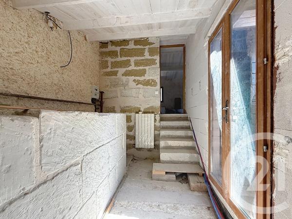 Maison à vendre  6 pièces - 131,04 m 2   BARBENTANE  - 13