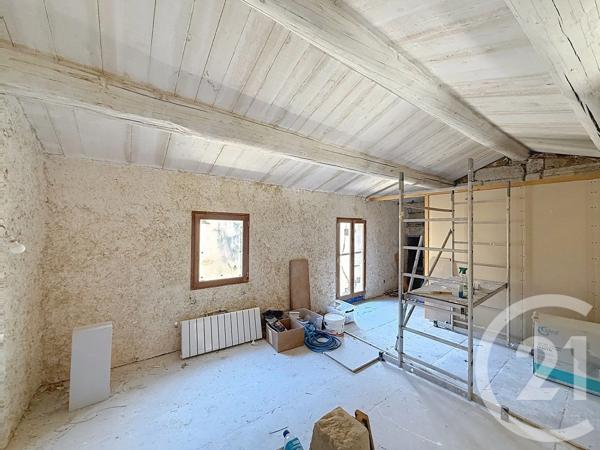 Maison à vendre  6 pièces - 131,04 m 2   BARBENTANE  - 13