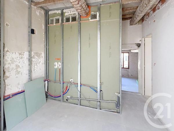 Maison à vendre  6 pièces - 131,04 m 2   BARBENTANE  - 13