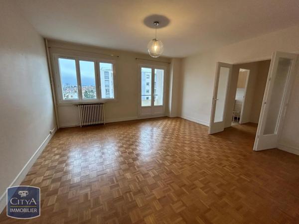 Appartement à louer 2 pièces 56.7m²