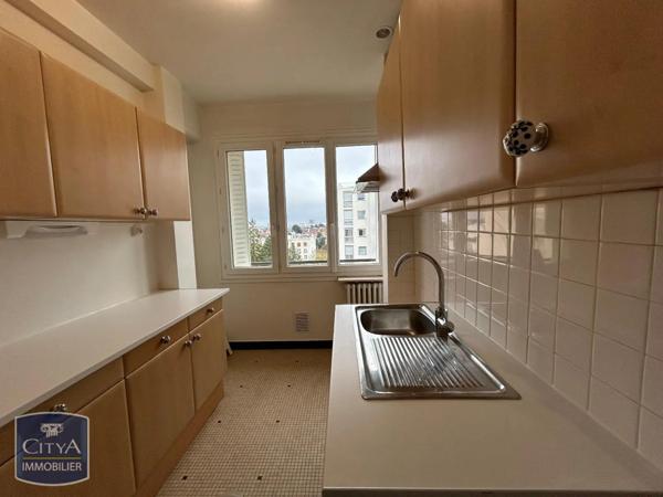 Appartement à louer 2 pièces 56.7m²