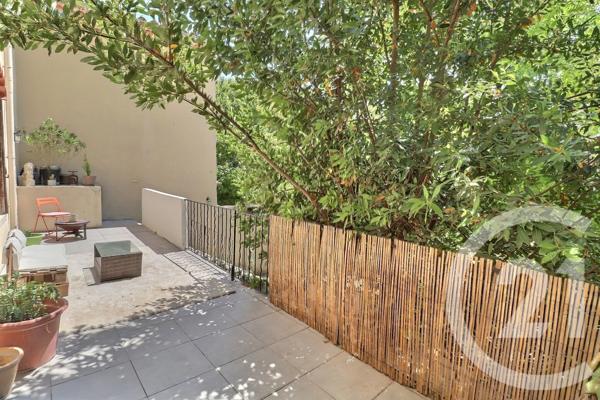 Maison à vendre  4 pièces - 91,70 m 2   MORMOIRON  - 84