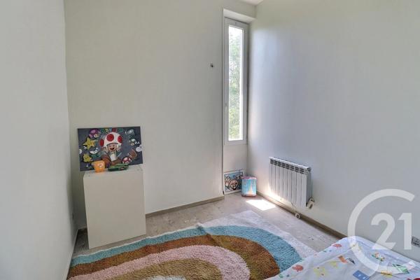 Maison à vendre  4 pièces - 91,70 m 2   MORMOIRON  - 84