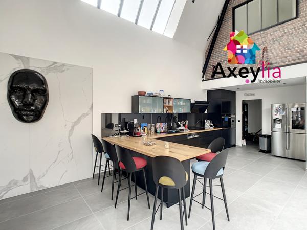 Roanne (42300) A VENDRE - ROANNE CENTRE - LOFT DE 2022 AVEC TERRASSE, GRAND PATIO ET GARAGE
