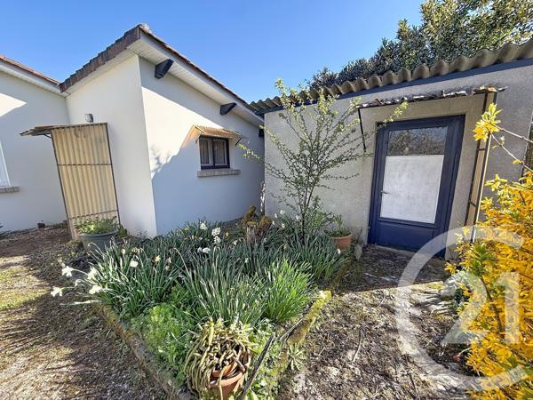 Maison à vendre  4 pièces - 85,13 m 2   L ISLE D ESPAGNAC  - 16