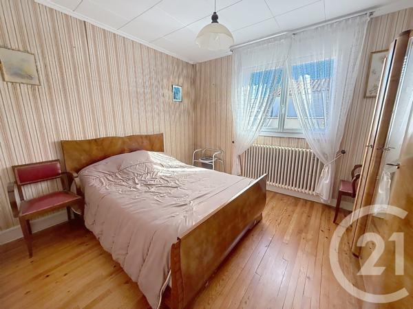 Maison à vendre  4 pièces - 85,13 m 2   L ISLE D ESPAGNAC  - 16