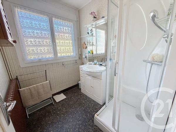 Maison à vendre  4 pièces - 85,13 m 2   L ISLE D ESPAGNAC  - 16