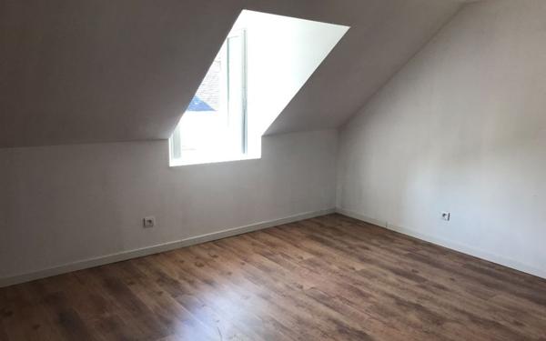 Maison à louer    2 pièces •  Carhaix-Plouguer