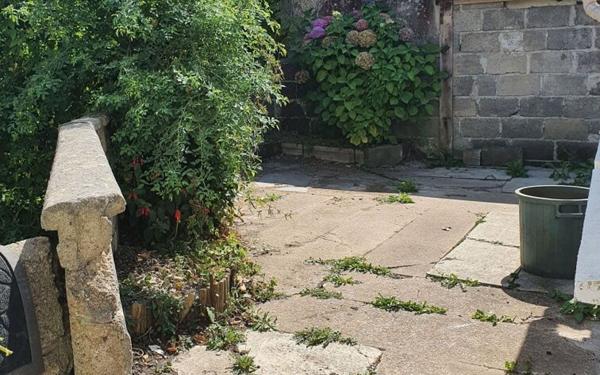 Maison à louer    2 pièces •  Carhaix-Plouguer