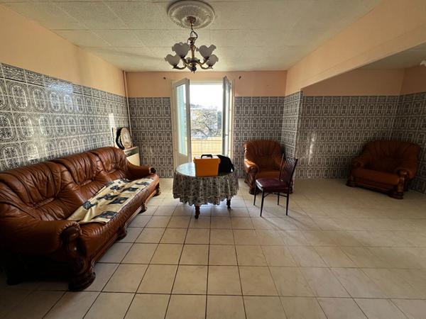 A VENDRE SORGUES Appartement  4 pièce(s)