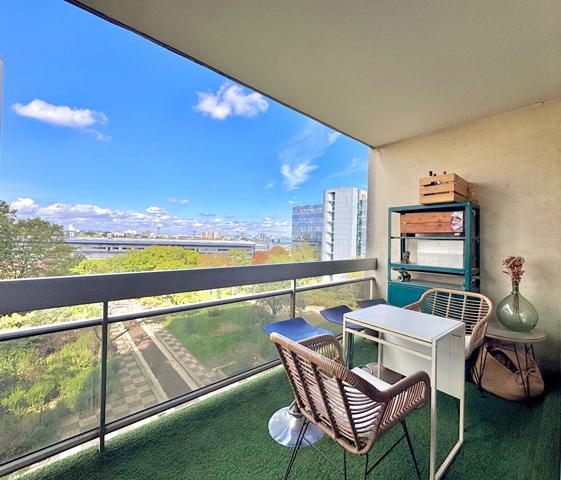Appartement Pantin 2 pièce(s) 52.24 m2