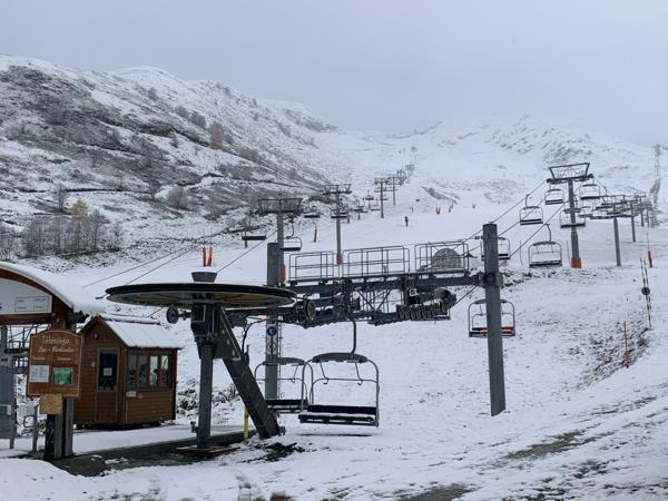 Gouaux-de-Larboust (31110) Appartement T2 trés Lumineux en Station de Ski a PEYRAGUDES (31) limitrophe 65.