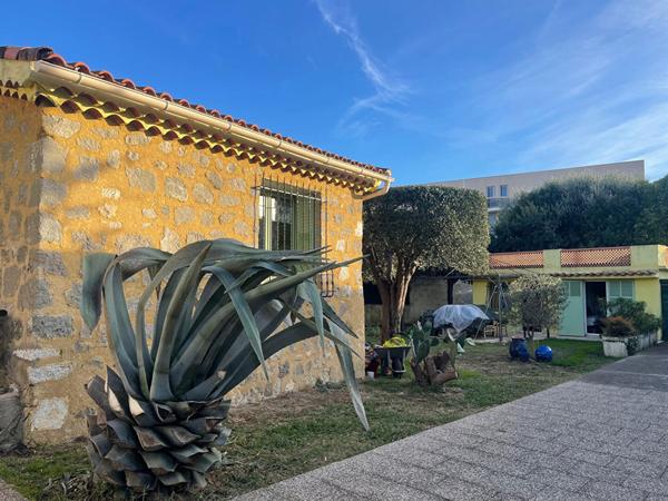 Villa 4 pièces175 m2 Villeneuve Loubet