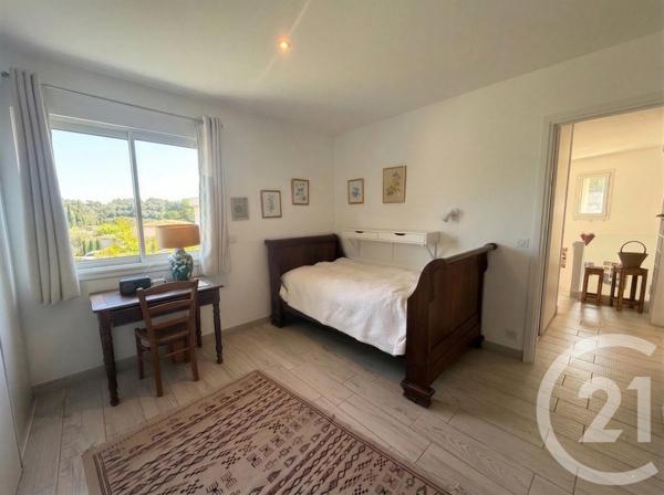 Maison à vendre  4 pièces - 93,84 m 2   VALBONNE  - 06