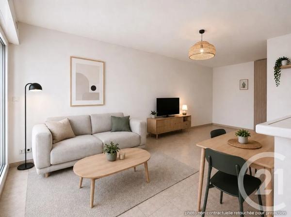 Appartement Studio à vendre  1 pièce - 23,39 m 2   ST LAURENT DU VAR  - 06